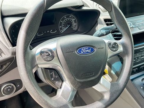 Used 2022 Ford Transit Connect XL FWD image 11