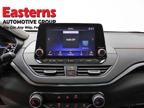 Used 2022 Nissan Altima 2.5 SR AWD/4WD image 12