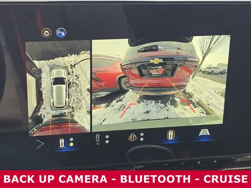 New 2026 Chevrolet Equinox LT w/ Safety and Technology Package image 4