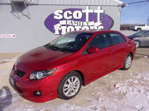 Used 2010 Toyota Corolla S image 1