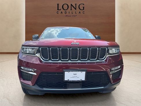 Used 2022 Jeep Grand Cherokee Limited 4xe image 8