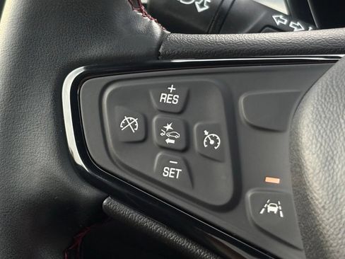 Used 2023 Chevrolet Equinox RS FWD image 8