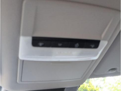 Used 2023 Nissan Rogue S image 28