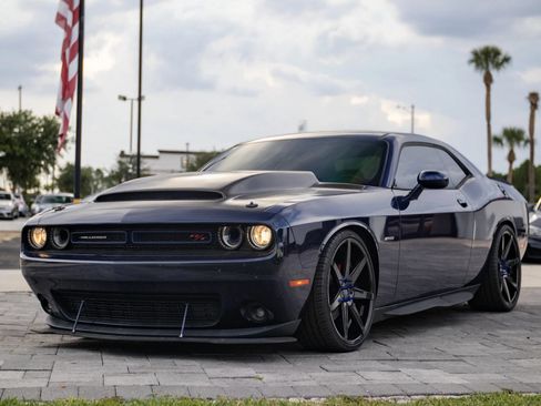 Used 2016 Dodge Challenger R/T Plus RWD image 6