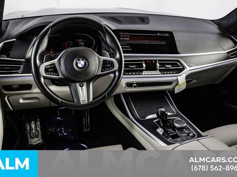 Used 2022 BMW X7 xDrive40i w/ M Sport Package image 27
