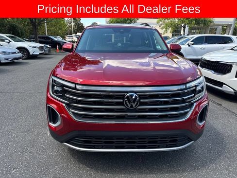 Used 2024 Volkswagen Atlas SE w/ Panoramic Sunroof Package AWD/4WD image 2