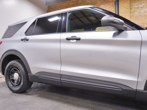 Used 2020 Ford Explorer 4WD Police Interceptor w/ Interior Upgrade Package image 9