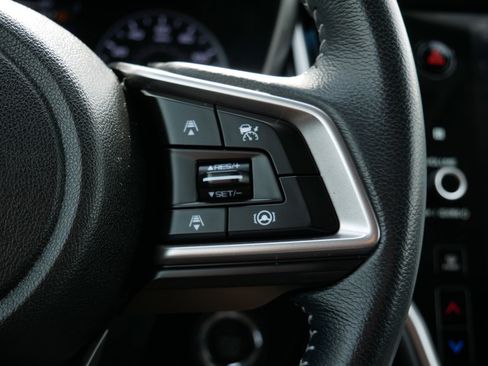 Used 2022 Subaru Outback Limited image 29