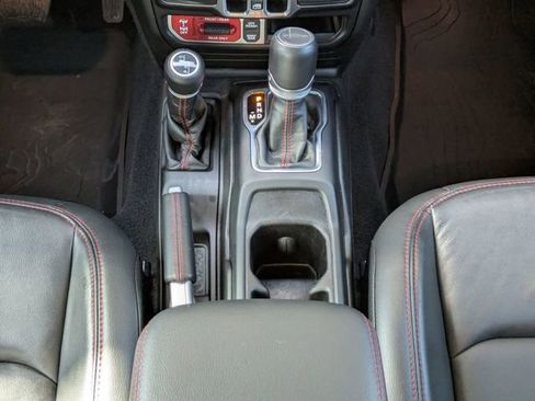 Used 2022 Jeep Gladiator Rubicon w/ Cold Weather Group image 20