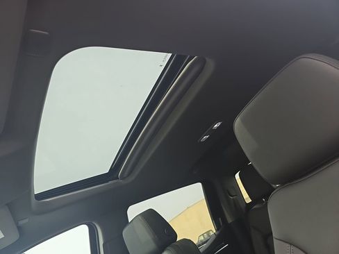 New 2026 Chevrolet Silverado 1500 LTZ w/ LTZ Premium Package image 30