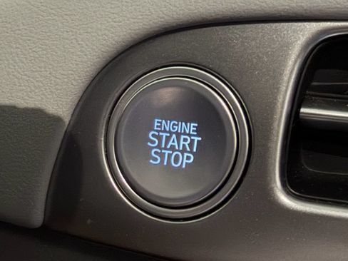 Used 2024 Hyundai Palisade SEL FWD image 31