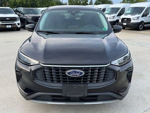 Used 2023 Ford Escape Active AWD/4WD image 2