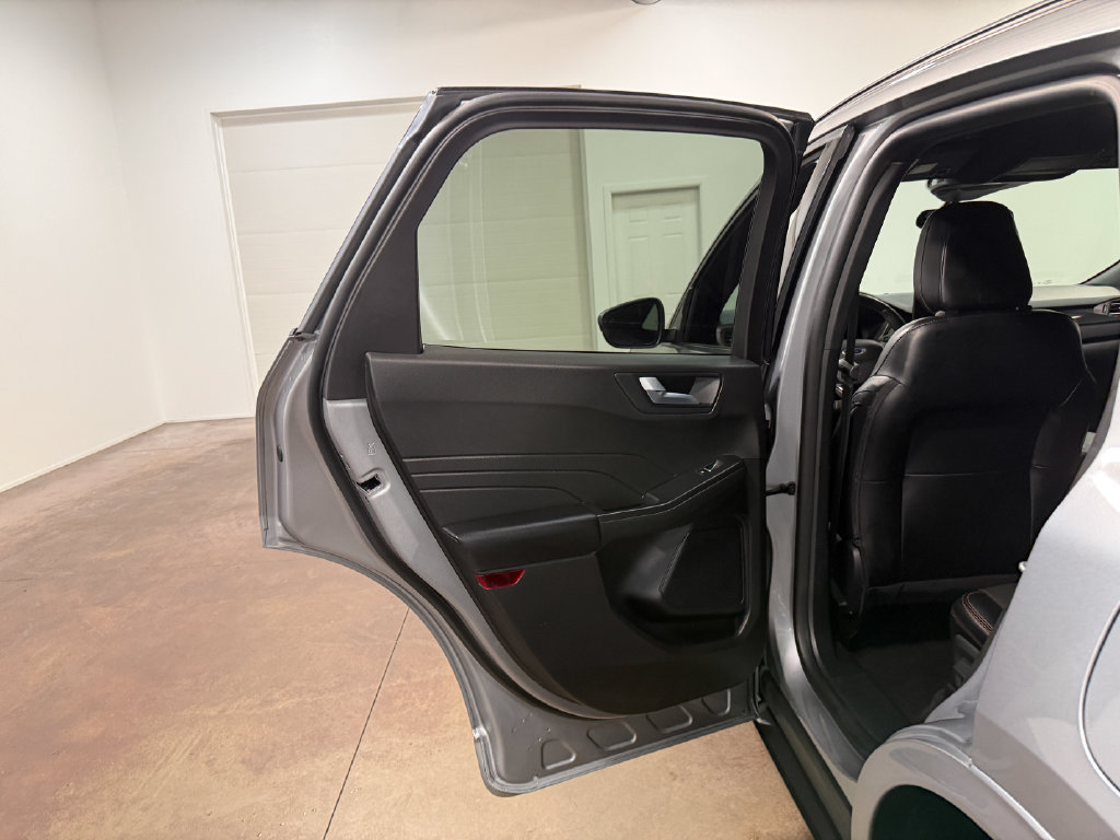 Used 2024 Ford Escape ST-Line AWD/4WD image 46