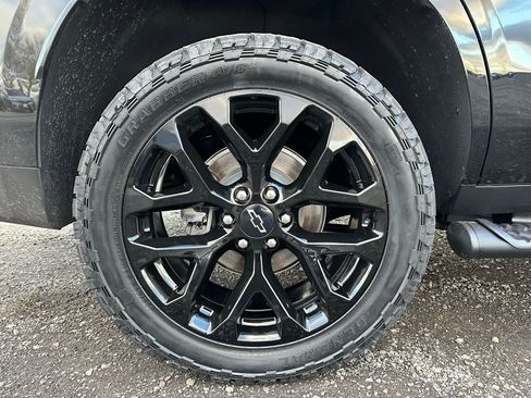 Used 2023 Chevrolet Tahoe Z71 w/ Luxury Package image 28
