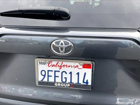 Used 2023 Toyota RAV4 XLE w/ Convenience Package image 30