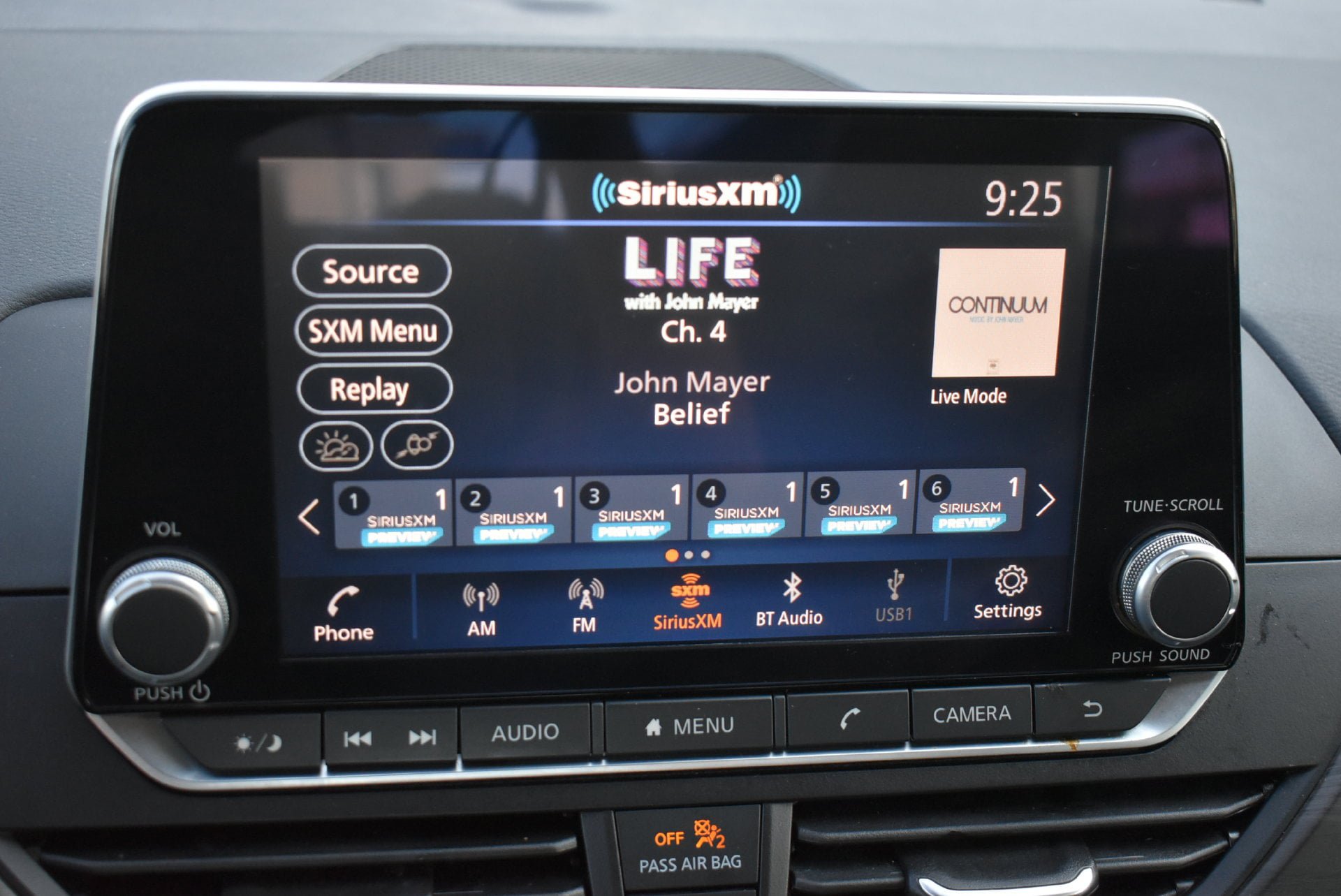 Used 2025 Nissan Altima 2.5 SV FWD image 27