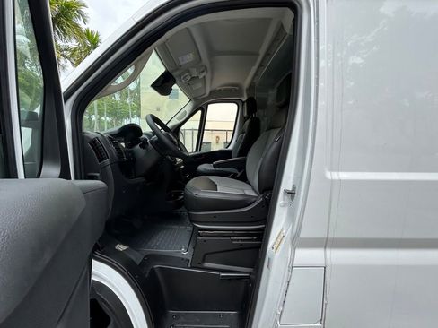 New 2024 RAM ProMaster 3500 w/ Convenience Group image 9