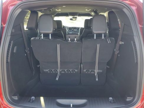 New 2026 Chrysler Pacifica Select image 9