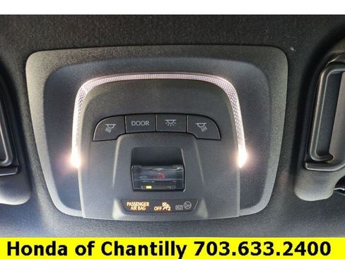 Used 2023 Toyota Corolla SE image 20