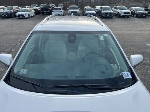 Used 2024 GMC Terrain Denali w/ Denali Premium Package image 8