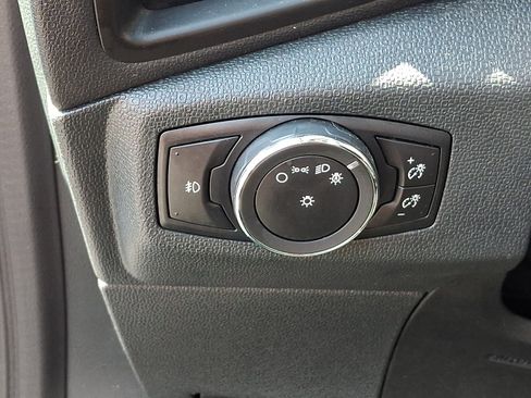 Certified 2022 Ford EcoSport SE w/ SE Convenience Package AWD/4WD image 27