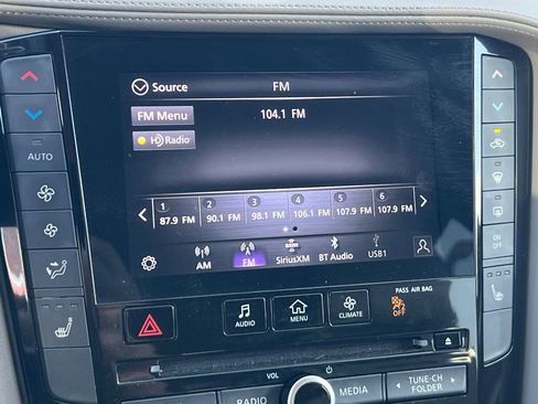 Used 2024 INFINITI QX50 Luxe image 18