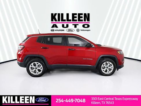 Used 2025 Jeep Compass Sport AWD/4WD image 10