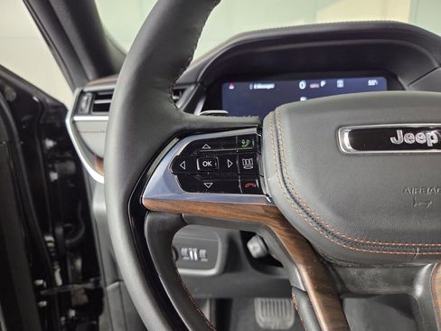 Certified 2025 Jeep Grand Cherokee L Summit image 16