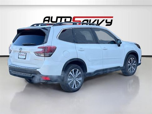Used 2024 Subaru Forester Limited image 7