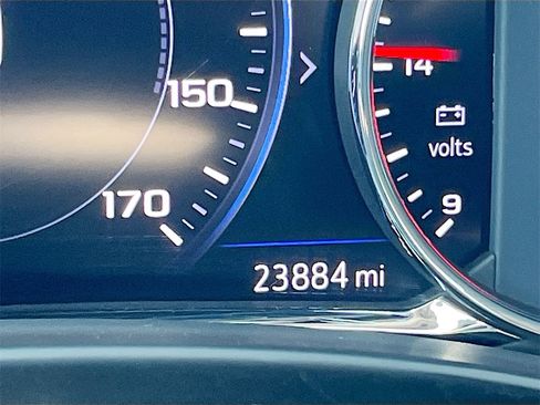 Used 2024 GMC Terrain Denali w/ Denali Premium Package image 12