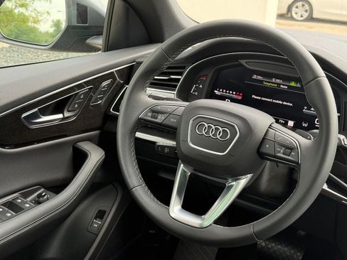 Used 2023 Audi Q8 Prestige w/ Prestige Package AWD/4WD image 14