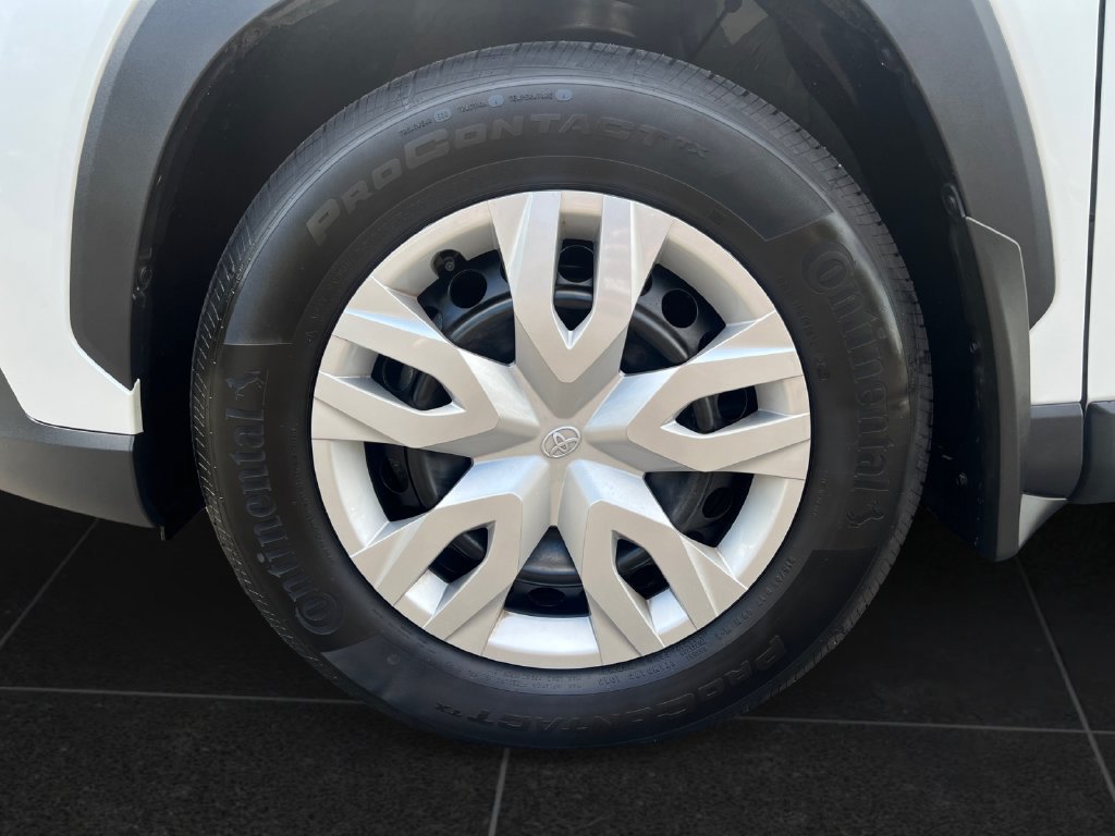 Used 2026 Toyota Corolla Cross L AWD/4WD image 9