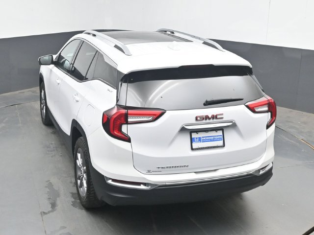 Used 2022 GMC Terrain SLT w/ Infotainment Package II FWD image 38