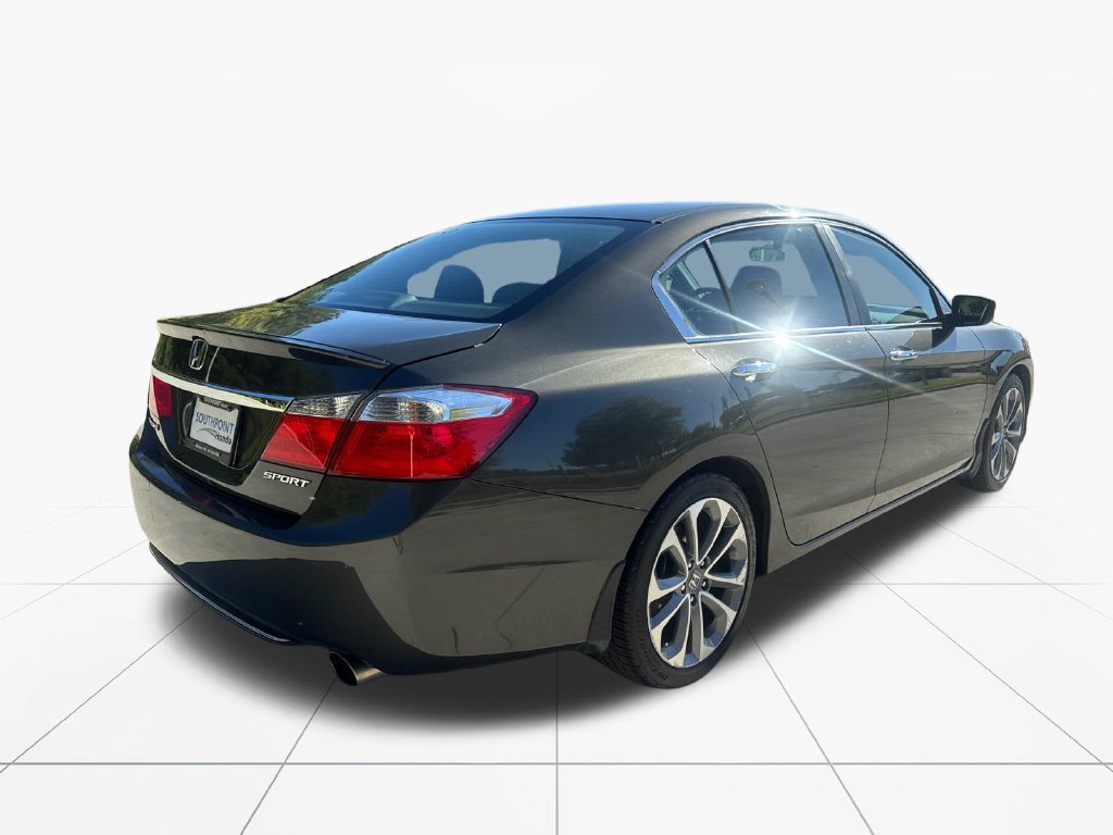 Used 2013 Honda Accord Sport image 8