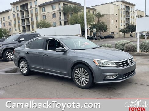 Used 2016 Volkswagen Passat 1.8T SE w/ Lighting Package (P06) image 1