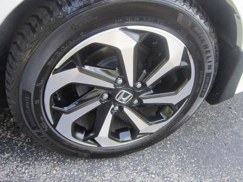 Used 2017 Honda Accord EX-L image 20