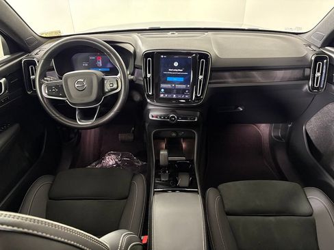Used 2023 Volvo C40 P8 Recharge Ultimate w/ Protection Package Premier AWD/4WD image 34