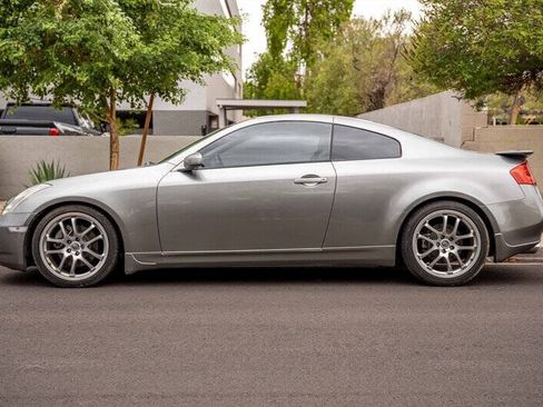 Used 2005 INFINITI G35 Coupe w/ (P01) Premium Pkg RWD image 2
