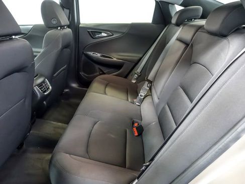 Used 2024 Chevrolet Malibu LT image 15