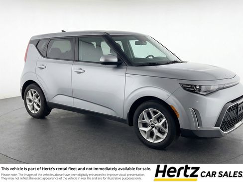 Used 2025 Kia Soul LX w/ LX Technology Package image 1