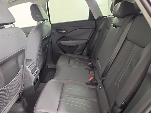 New 2026 Audi Q3 quattro 2.0T AWD/4WD image 36