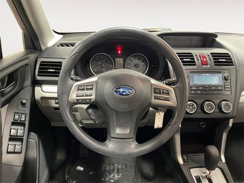 Used 2015 Subaru Forester 2.5i Premium w/ All-Weather Package image 12