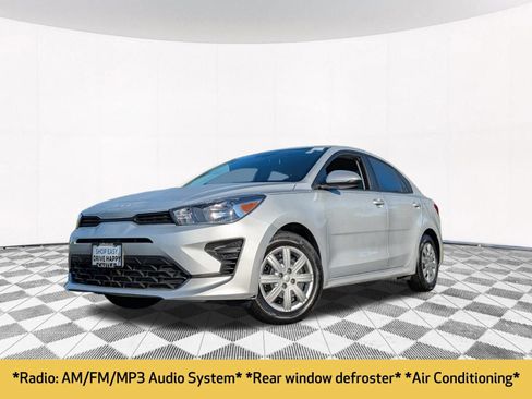 Used 2023 Kia Rio LX FWD image 2