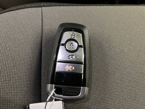 New 2026 Ford Transit 250 148 Medium Roof image 33