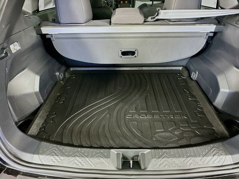 Certified 2025 Subaru Crosstrek 2.5i Sport w/ Crosstrek Mirror Package image 33