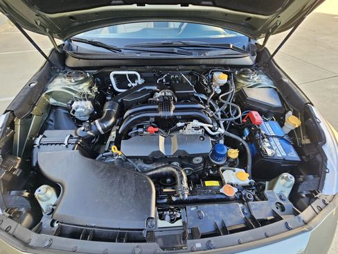 Used 2017 Subaru Outback 2.5i Premium w/ Popular Package #2 AWD/4WD image 33