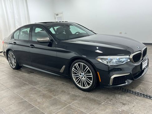 Used 2020 BMW M550i xDrive w/ Executive Package image 6