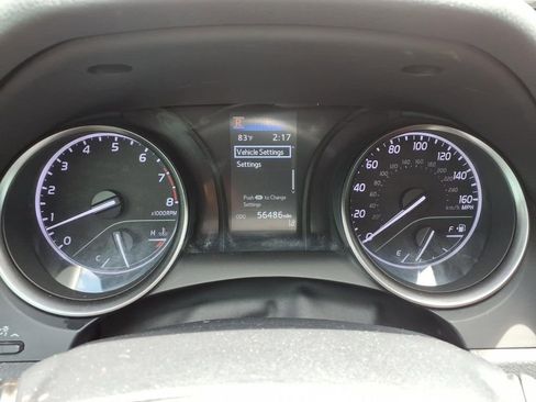 Used 2022 Toyota Camry SE FWD image 16