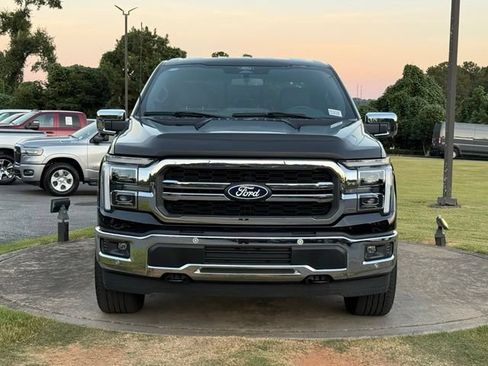 Used 2025 Ford F150 Lariat w/ Equipment Group 501A Mid AWD/4WD image 2