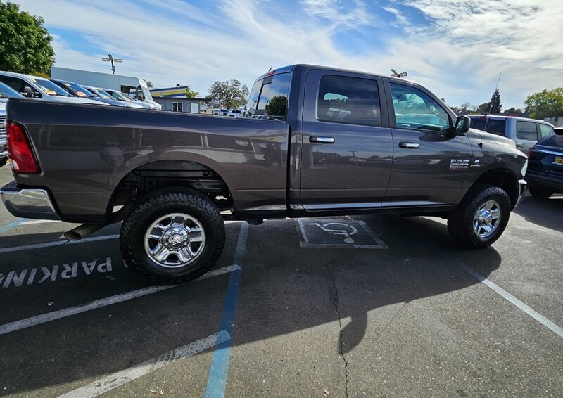 Used 2018 RAM 2500 SLT AWD/4WD image 8